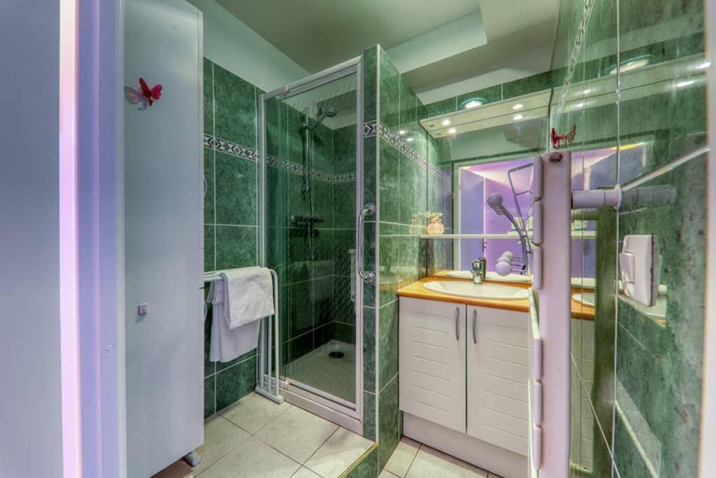 סאריס Amilly Park 6 Personnes 2 Chambres Pk Prive En Sous Sol מראה חיצוני תמונה